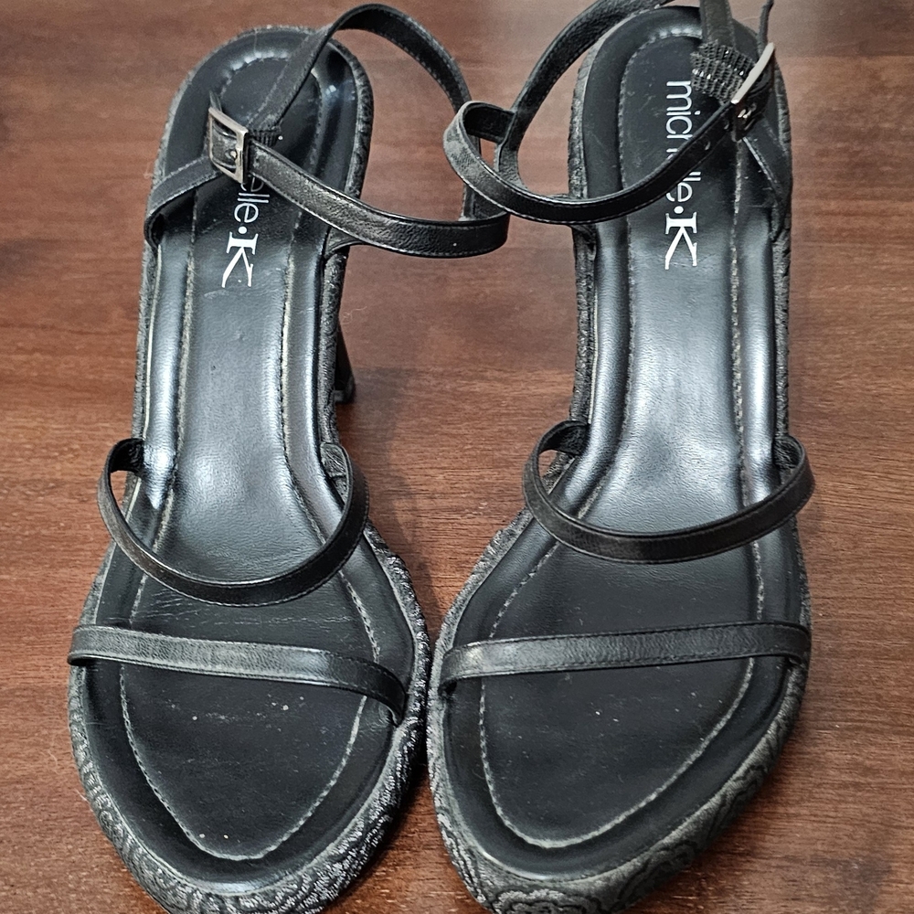 Michelle K Black Strappy Women's Sandals Size 8